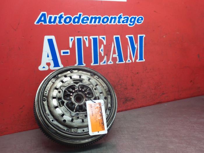 Gebrauchte Doppelte Masse Schwungrad Renault Laguna II Grandtour (KG) 2.2 dCi 150 16V Preis € 99,99 Margenregelung angeboten von A-Team Automotive