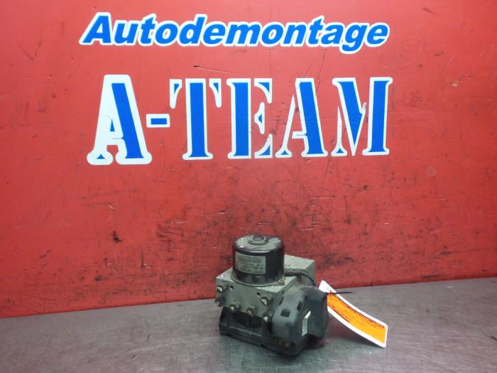 Used ABS pump Volvo V70 (SW) 2.4 T 20V AWD Price € 69,99 Margin scheme offered by A-Team Automotive