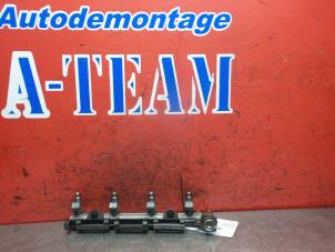 Used Fuel injector nozzle Volkswagen Golf IV (1J1) 1.4 16V Price € 49,99 Margin scheme offered by A-Team Automotive Rotterdam