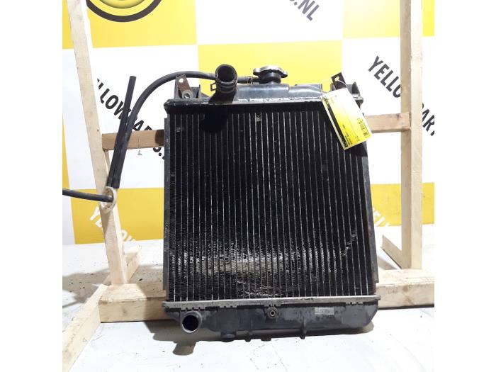 Usagé Radiateur Suzuki Swift (SF310/413) 1.3 Prix € 34,99 Règlement à la marge proposé par Yellow Parts