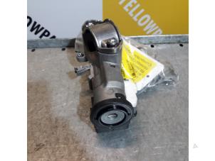 Usagé Kit serrure cylindre (complet) Suzuki Swift (ZA/ZC/ZD) 1.2 16V Prix € 60,00 Règlement à la marge proposé par Yellow Parts