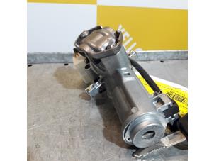 Usagé Kit serrure cylindre (complet) Suzuki Swift (ZA/ZC/ZD1/2/3/9) 1.3 VVT 16V Prix € 45,00 Règlement à la marge proposé par Yellow Parts