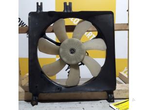 Usados Ventilador de radiador Suzuki Alto (RF410) 1.1 16V Precio € 30,00 Norma de margen ofrecido por Yellow Parts