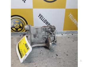 Used Air conditioning bracket Suzuki Jimny Hardtop 1.3i 16V 4x4 Price € 19,00 Margin scheme offered by Yellow Parts