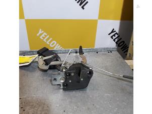 Used Tailgate lock mechanism Suzuki Jimny Hardtop 1.3i 16V 4x4 Price € 25,00 Margin scheme offered by Yellow Parts