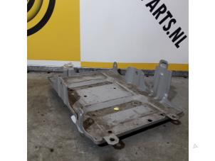 Used Battery box Suzuki Liana (ERA/ERB/RH4) 1.6 MPi 16V Price € 20,00 Margin scheme offered by Yellow Parts