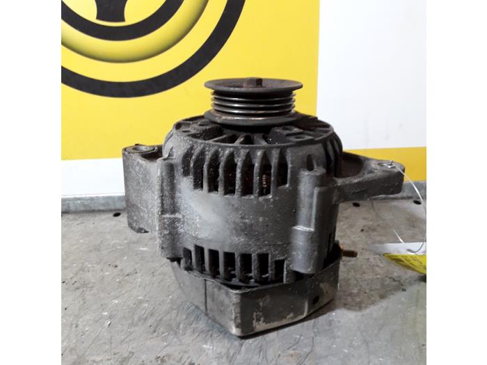 Usagé Dynamo Suzuki Baleno (GC/GD) 1.6 16V Prix € 29,99 Règlement à la marge proposé par Yellow Parts