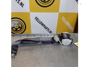 Usagé Ceinture de sécurité arrière droite Suzuki Liana (ERC/ERD/RH4) 1.4 DDiS 16V Prix € 30,00 Règlement à la marge proposé par Yellow Parts