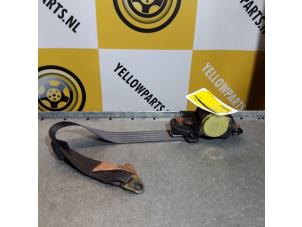 Used Rear seatbelt, left Suzuki Vitara (ET/FT/TA) 1.6 Price € 35,00 Margin scheme offered by Yellow Parts