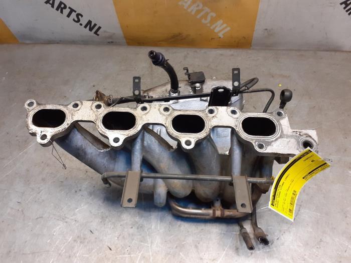 Używane Kolektor dolotowy Suzuki Grand Vitara I (FT/GT/HT) 2.0 16V Cena € 75,00 Procedura marży oferowane przez Yellow Parts