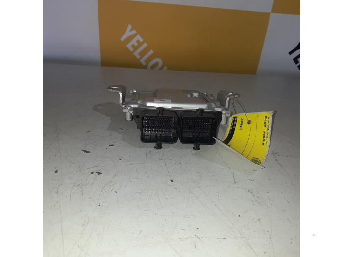 Used Engine management computer Suzuki Swift (ZA/ZC/ZD) 1.2 16V Price € 49,99 Margin scheme offered by Yellow Parts