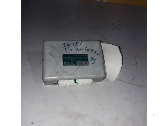 Ordenador de caja automática de un Suzuki Swift (SF310/413) 1.3 1989