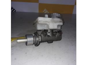 Usagé Pompe de frein Suzuki Wagon-R+ (RB) 1.3 16V VVT Prix € 30,00 Règlement à la marge proposé par Yellow Parts