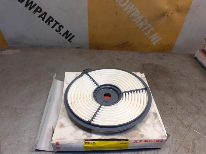 Begagnade Luftfilter Suzuki Swift (SF310/413) 1.3 Pris € 9,95 Marginaltabell erbjuds av Yellow Parts