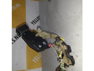 Used Rear door lock mechanism 4-door, left Suzuki Ignis (FH) 1.3 16V Price € 35,00 Margin scheme offered by Yellow Parts