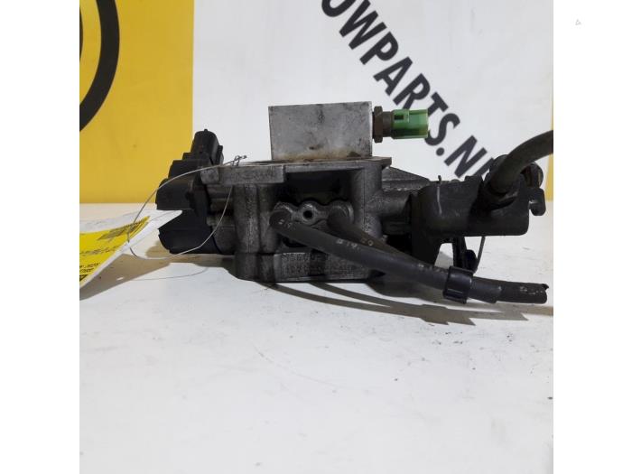 Gebrauchte Drosselklappengehäuse Suzuki Swift (SF310/413) 1.3 Preis € 30,00 Margenregelung angeboten von Yellow Parts