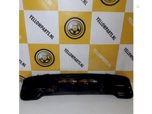Używane Zderzak tylny Suzuki Alto (SH410) 1.0 GA,GL MPi Cena € 40,00 Procedura marży oferowane przez Yellow Parts