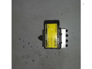 Usados Bomba ABS Suzuki Liana (ERC/ERD/RH4) 1.6 MPi 16V Precio € 75,00 Norma de margen ofrecido por Yellow Parts
