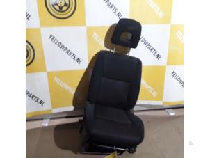 Used Seat, right Suzuki Grand Vitara I (FT/GT/HT) 2.0 16V Price € 95,00 Margin scheme offered by Yellow Parts