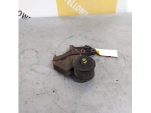 Engine mount from a Suzuki Alto (RF410) 1.1 16V 2002