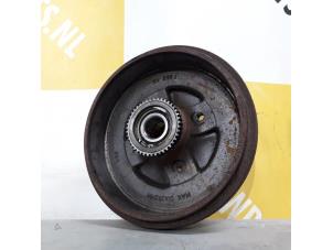 Used Rear brake drum Suzuki Wagon-R+ (RB) 1.3 16V VVT Price € 20,00 Margin scheme offered by Yellow Parts