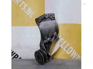 Usagé Support pompe clim Suzuki Wagon-R+ (RB) 1.3 16V VVT Prix € 30,00 Règlement à la marge proposé par Yellow Parts