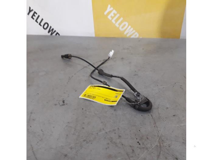 Begagnade ABS-sensor Suzuki Swift (ZA/ZC/ZD1/2/3/9) 1.3 VVT 16V Pris € 40,00 Marginaltabell erbjuds av Yellow Parts