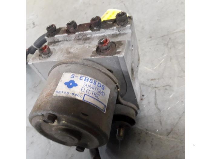 Usagé Bloc ABS Suzuki Baleno (GC/GD) 1.6 16V Prix € 50,00 Règlement à la marge proposé par Yellow Parts