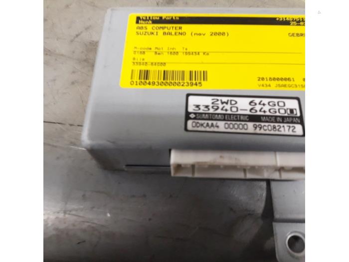 Usagé Ordinateur ABS Suzuki Baleno (GC/GD) 1.6 16V Prix € 35,00 Règlement à la marge proposé par Yellow Parts