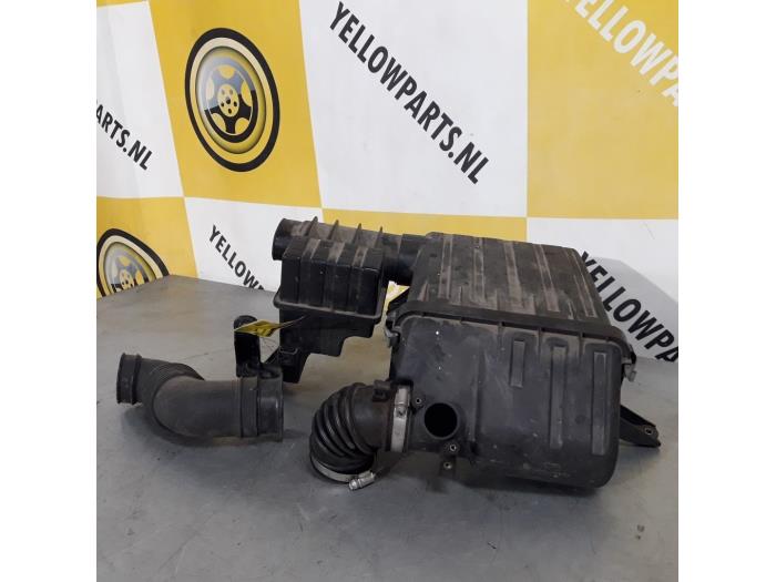 Gebrauchte Luftfiltergehäuse Suzuki Swift (ZA/ZC/ZD1/2/3/9) 1.3 VVT 16V Preis € 40,00 Margenregelung angeboten von Yellow Parts