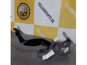 Used Brake pedal Suzuki Swift (ZA/ZC/ZD) 1.3 D 16V Price € 25,00 Margin scheme offered by Yellow Parts