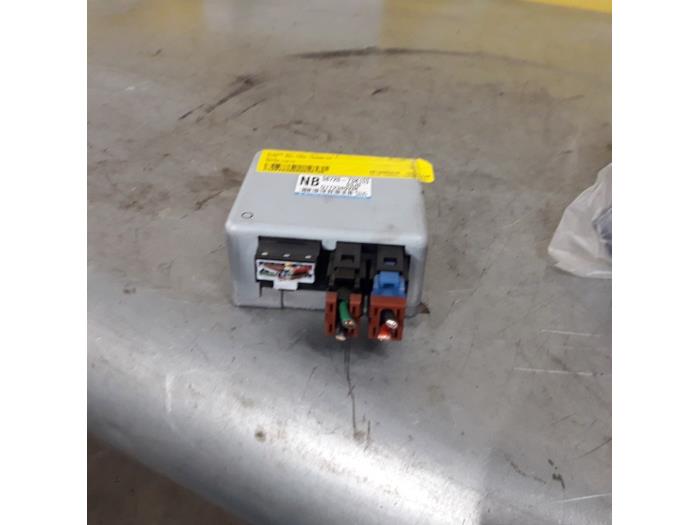 Used Power steering computer Suzuki Swift (ZA/ZC/ZD1/2/3/9) 1.3 VVT 16V Price € 50,00 Margin scheme offered by Yellow Parts