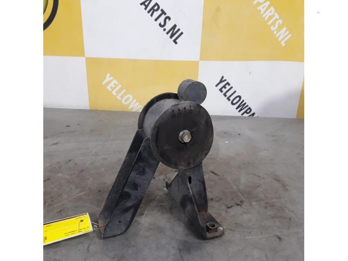 Used Engine mount Suzuki Swift (ZA/ZC/ZD1/2/3/9) 1.3 VVT 16V Price € 30,00 Margin scheme offered by Yellow Parts