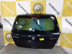 Usagé Hayon arrière Suzuki Swift (ZA/ZC/ZD1/2/3/9) 1.3 VVT 16V Prix € 150,00 Règlement à la marge proposé par Yellow Parts