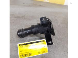 Used Headlight washer Suzuki Grand Vitara II (JT) 2.0 16V Price € 55,00 Margin scheme offered by Yellow Parts