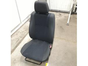 Used Seat, right Suzuki Swift (ZA/ZC/ZD1/2/3/9) 1.3 VVT 16V Price € 70,00 Margin scheme offered by Yellow Parts