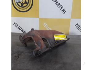 Used Exhaust manifold Suzuki Grand Vitara II (JT) 2.0 16V Price € 80,00 Margin scheme offered by Yellow Parts