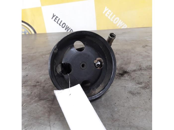 Usagé Pompe de direction Suzuki Grand Vitara II (JT) 1.9 DDiS Prix € 89,00 Règlement à la marge proposé par Yellow Parts