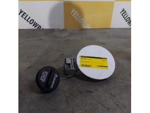 Usagé Clapet réservoir Suzuki Swift (ZA/ZC/ZD1/2/3/9) 1.3 VVT 16V Prix € 20,00 Règlement à la marge proposé par Yellow Parts