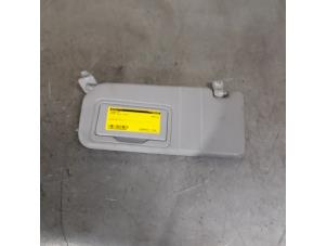 Używane Oslona przeciwsloneczna Suzuki Alto (GF) 1.0 12V Cena € 20,00 Procedura marży oferowane przez Yellow Parts