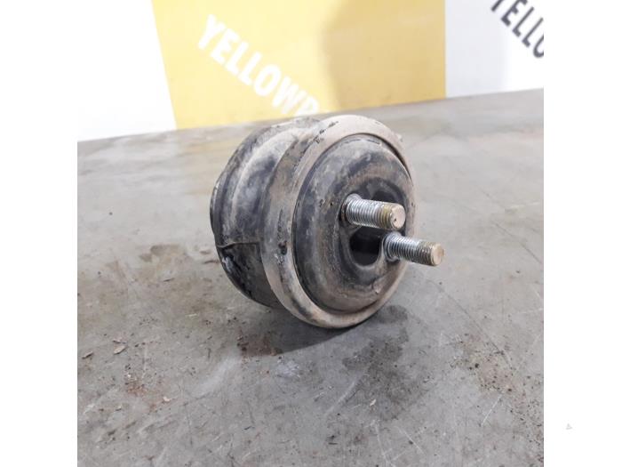 Used Engine mount Suzuki Grand Vitara II (JT) 1.6 16V Price € 30,00 Margin scheme offered by Yellow Parts