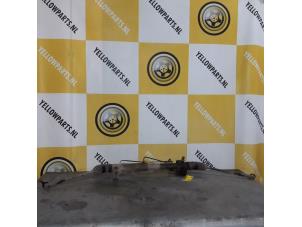 Usagé Boîtier de direction assistée Suzuki Grand Vitara II (JT) 1.6 16V Prix € 195,00 Règlement à la marge proposé par Yellow Parts