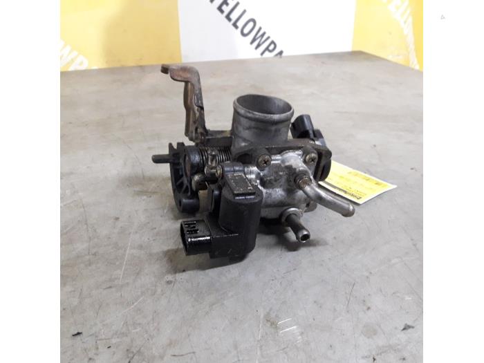 Used Throttle body Suzuki Alto (RF410) 1.1 16V Price € 39,95 Margin scheme offered by Yellow Parts