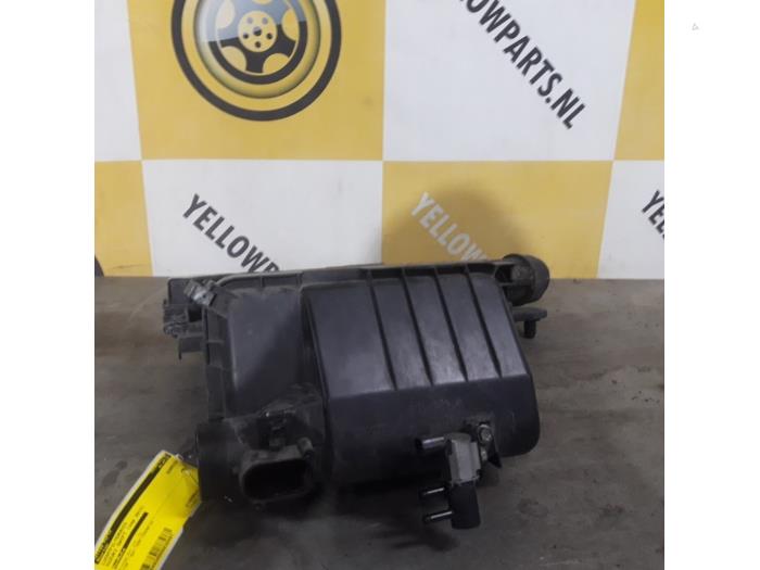 Begagnade Luftfilterhus Suzuki Swift (ZA/ZC/ZD) 1.2 16_ Pris € 39,99 Marginaltabell erbjuds av Yellow Parts