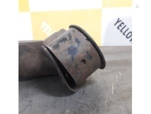 Engine mount from a Suzuki Swift (ZA/ZC/ZD1/2/3/9) 1.3 VVT 16V 2007