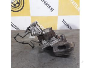 Używane Mechaniczna pompa paliwa Suzuki Grand Vitara II (JT) 1.9 DDiS Cena € 150,00 Procedura marży oferowane przez Yellow Parts