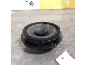 Used Speaker Suzuki Grand Vitara II (JT) 2.0 16V Price € 12,50 Margin scheme offered by Yellow Parts