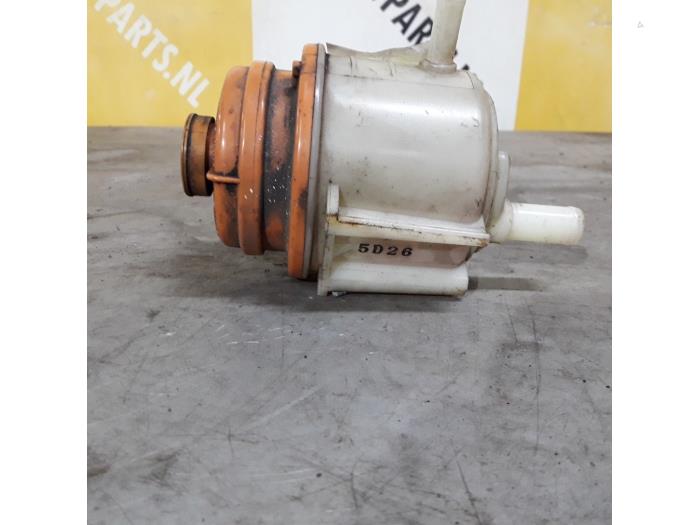 Power Steering Reservoir For Suzuki Grand Vitara 2006-2013 – 2.4L 2.7L 3.2L – With Cap