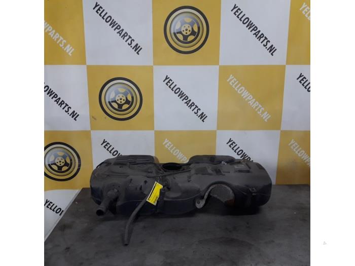 Używane Zbiornik Suzuki Splash 1.2 16V Cena € 49,95 Procedura marży oferowane przez Yellow Parts