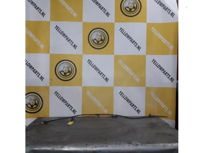 Używane Linka hamulca recznego Suzuki Splash 1.2 16V Cena € 20,00 Procedura marży oferowane przez Yellow Parts